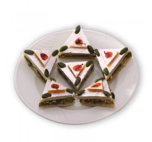 Dadus Badam Pista Sandwich